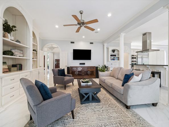 1623 Scenic Shore Drive, Kingwood TX 77345