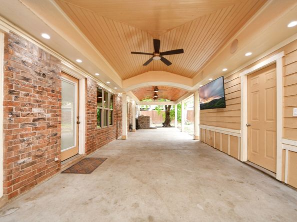 8931 Jackwood Street, Houston TX 77036