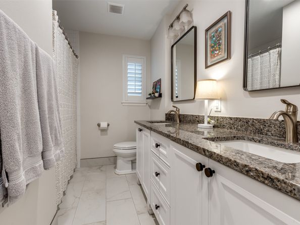2827 Fontana Drive, Houston TX 77043