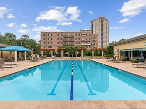 1100 Uptown Park Boulevard 23, Houston TX 77056