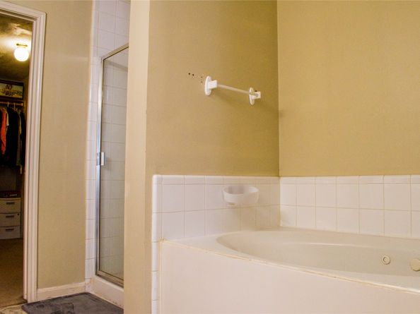 2519 Foxville Drive, Houston TX 77067