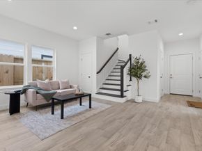 7814 Beckley Street, Houston TX 77088