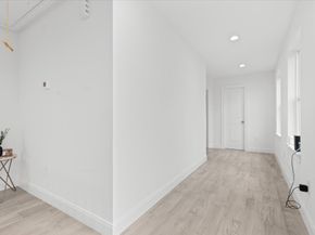 7814 Beckley Street, Houston TX 77088