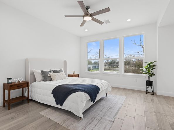 7814 Beckley Street, Houston TX 77088