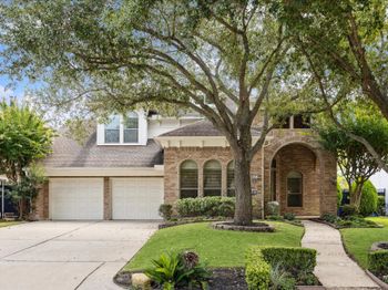 3327 Louvre Lane