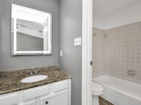 12300 Brookglade Circle 127, Houston TX 77099