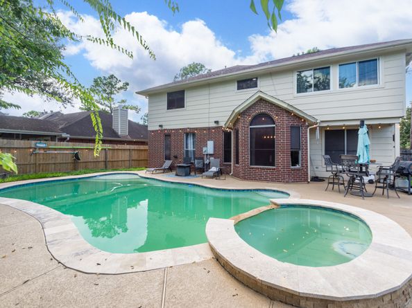 4503 Sugar Bars Drive, Friendswood TX 77546