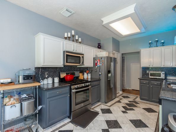 4503 Sugar Bars Drive, Friendswood TX 77546