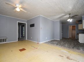 4231 S Acres Drive, Houston TX 77047