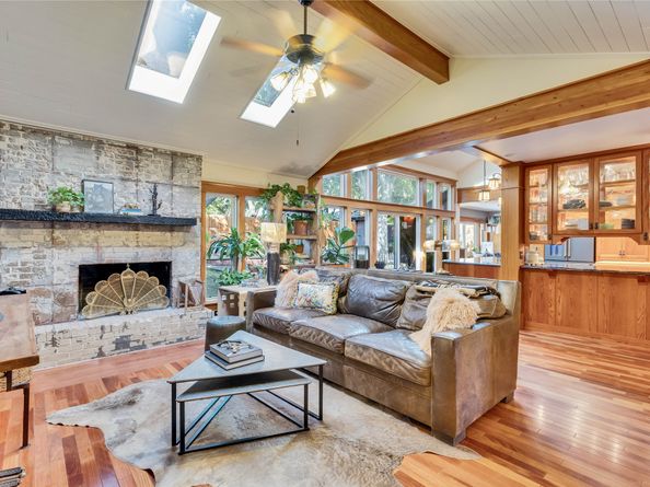 9709 Braes Valley Street, Austin TX 78729