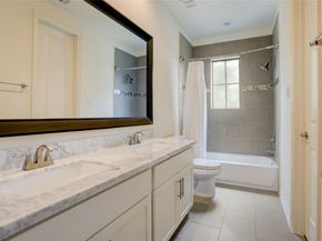 6604 Eureka Street, Houston TX 77008