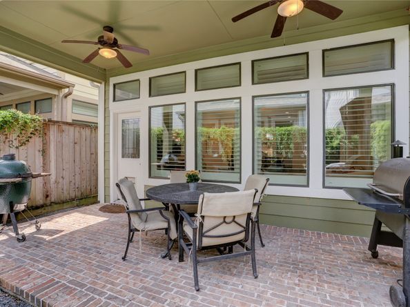 6604 Eureka Street, Houston TX 77008