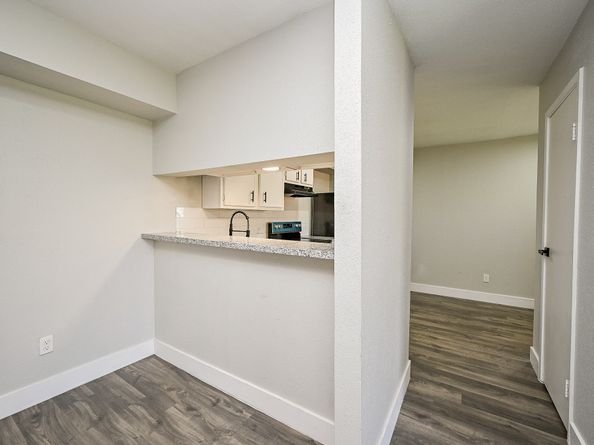 9090 S Braeswood Boulevard 86, Houston TX 77074