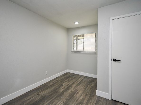 9090 S Braeswood Boulevard 86, Houston TX 77074