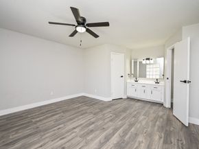 9090 S Braeswood Boulevard 86, Houston TX 77074