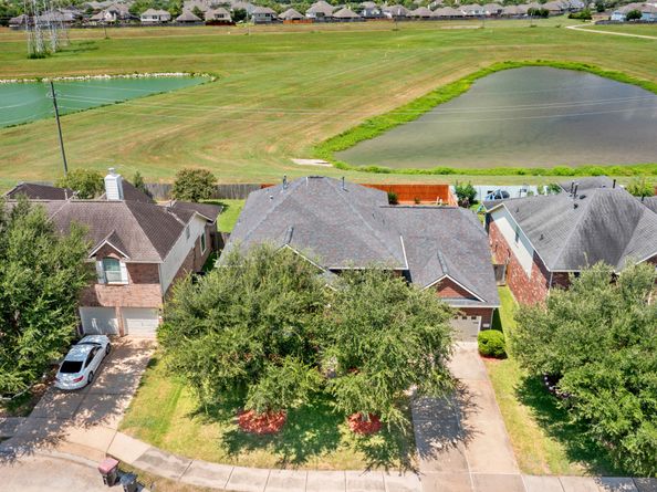 7218 Rocky Ridge Lane, Richmond TX 77407