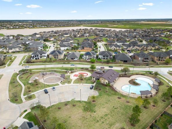 7218 Rocky Ridge Lane, Richmond TX 77407