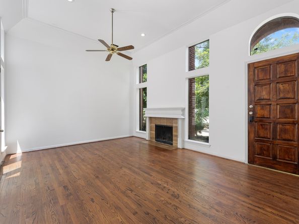6311 Westcott Street, Houston TX 77007