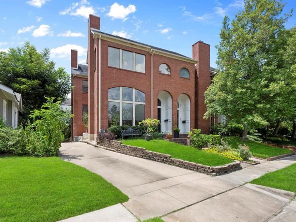 6311 Westcott Street, Houston TX 77007