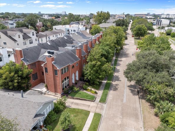 6311 Westcott Street, Houston TX 77007
