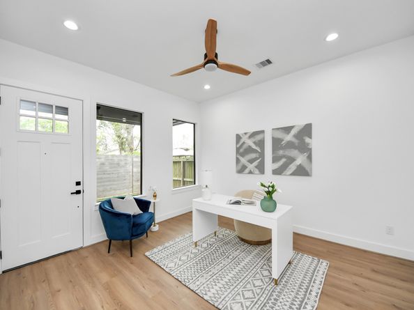 5520 Chapman Street, Houston TX 77009