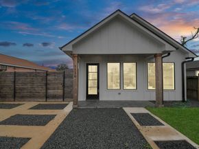 5520 Chapman Street, Houston TX 77009