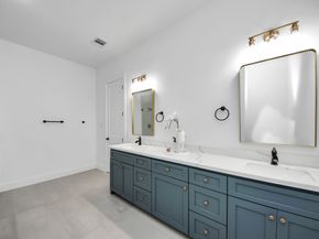 5520 Chapman Street, Houston TX 77009