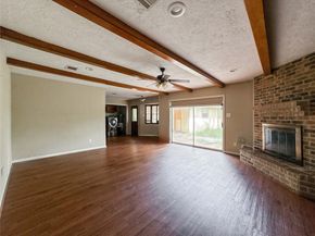5907 Darkwood Drive, Houston TX 77088