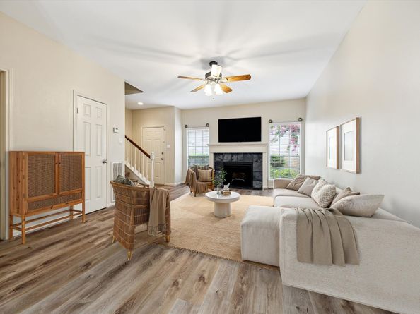 3200 Bellefontaine Street 72, Houston TX 77025