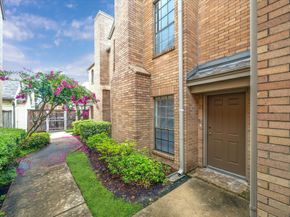 3200 Bellefontaine Street 72, Houston TX 77025