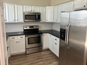3200 Bellefontaine Street 72, Houston TX 77025