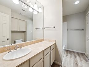 3200 Bellefontaine Street 72, Houston TX 77025