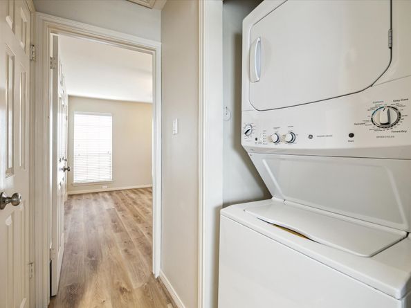 3200 Bellefontaine Street 72, Houston TX 77025