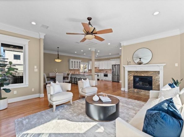 501 Cordell Street, Houston TX 77009