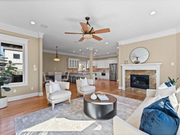 501 Cordell Street, Houston TX 77009