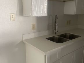 7402 Alabonson Rd 309, Houston TX 77088