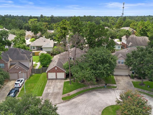 15015 Cozy Hollow Lane, Houston TX 77044