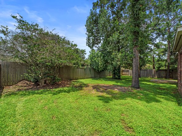 15015 Cozy Hollow Lane, Houston TX 77044