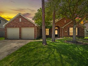 15015 Cozy Hollow Lane, Houston TX 77044