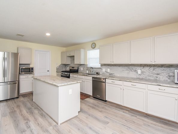 9506 Tree Sparrow Lane, Houston TX 77083