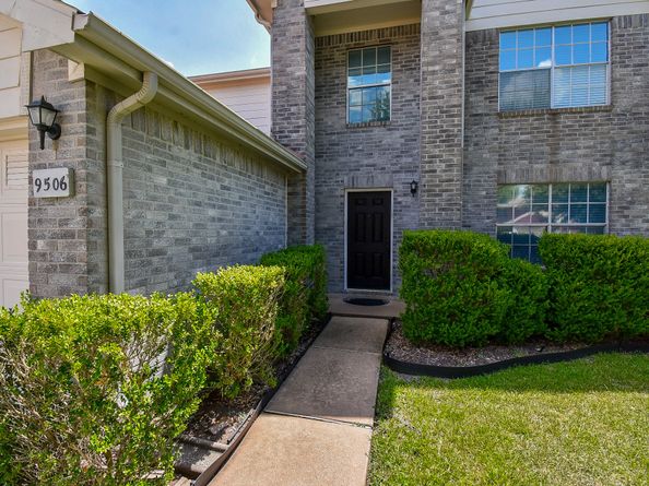 9506 Tree Sparrow Lane, Houston TX 77083