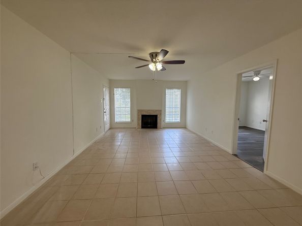 6606 De Moss Drive 804, Houston TX 77074