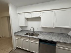 6606 De Moss Drive 804, Houston TX 77074