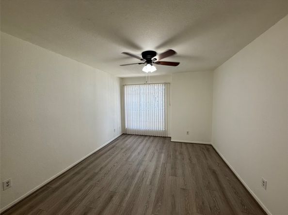 6606 De Moss Drive 804, Houston TX 77074