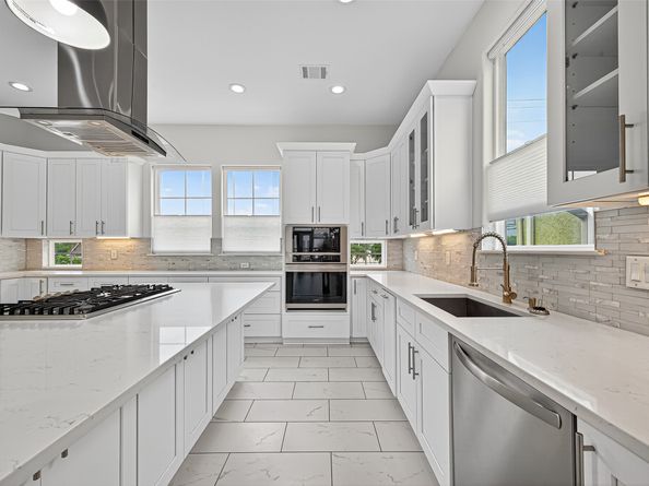 1214 E 29th Street, Houston TX 77009