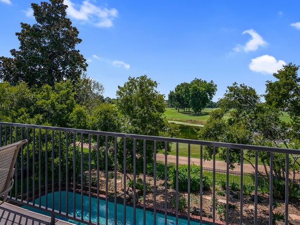 2215 Shade Crest Drive, Richmond TX 77406