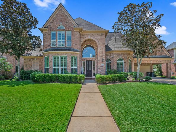 2215 Shade Crest Drive, Richmond TX 77406