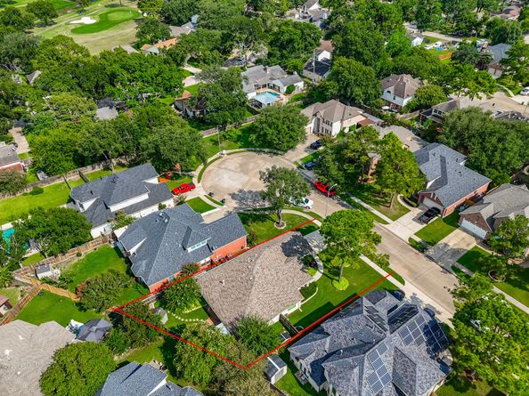 15210 Circling Hawk Court, Houston TX 77095