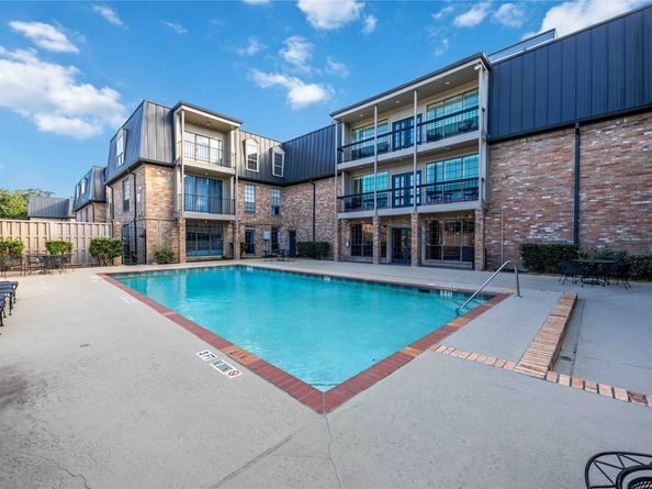 2400 N Braeswood Boulevard 230, Houston TX 77030