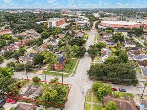 4310 Delano Street, Houston TX 77004